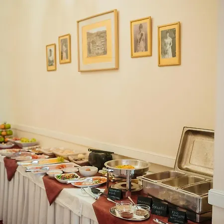 Hotel Alisa 4*